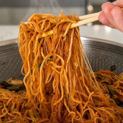 FRIED ASIAN NOODLES