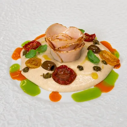ANTONIO COLAIANNIS TONNATO FOAM FOR VITELLO TONNATO