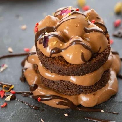 SCHOKOLADEN-KARDAMOM-MOUSSE