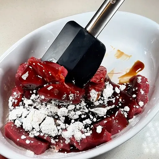 Rindfleisch und Gemüse aus dem Wok