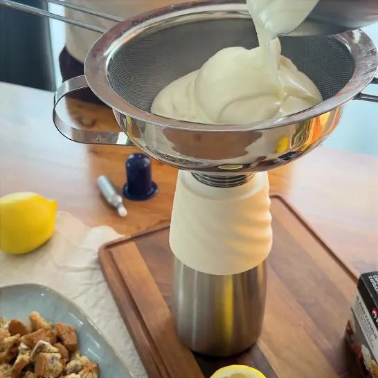Mousse au limoncello et cantuccini – ce dessert a le goût des vacances