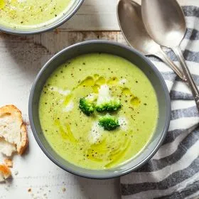 FOAM BROCCOLI SOUP