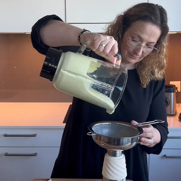 Smashed Potatoes mit Schnittlauch-Espuma: So trifft knusprige Textur auf luftige Leichtigkeit!