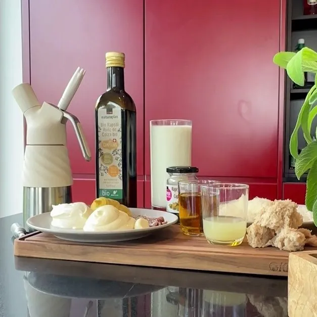 Schaumiger Caesar Salad Dressing