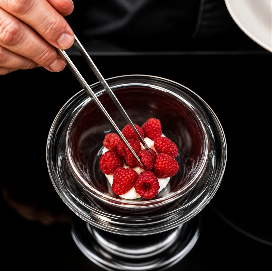 Recipe by Antonio Colaianni: Raspberry Espuma