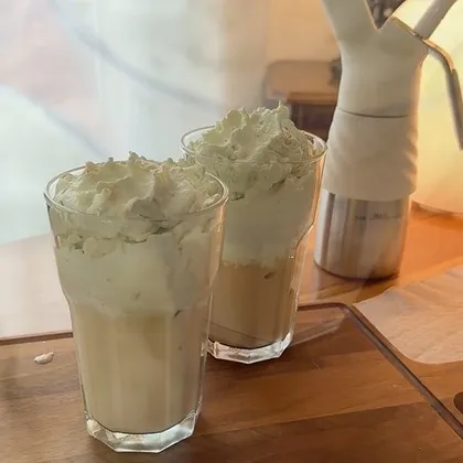 ICED MATCHA LATTE